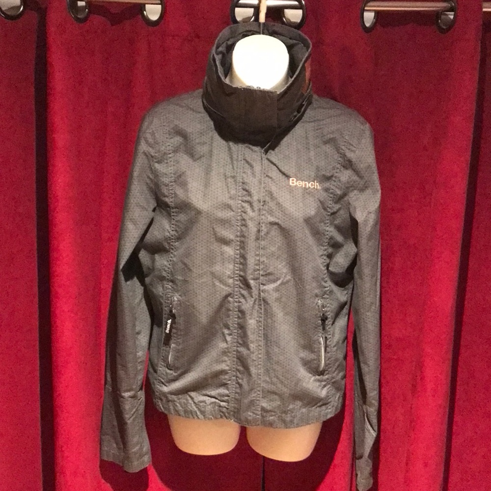 Bench Light Jacket